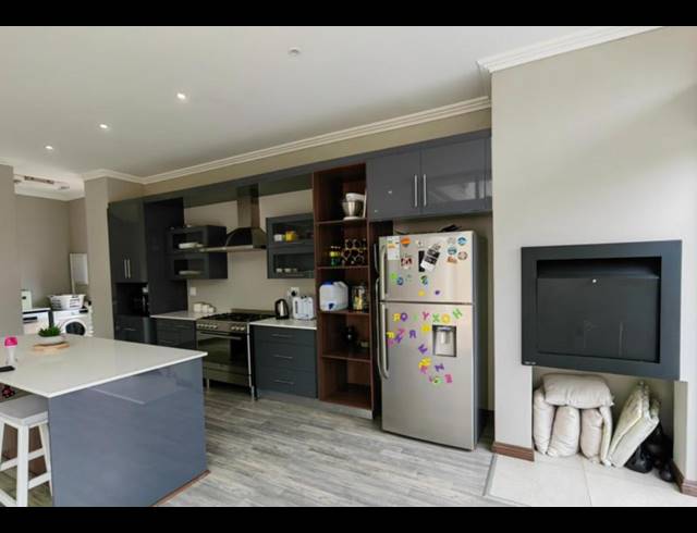 3 BEDROOM PROPERTY TO RENT IN BROOKLYN